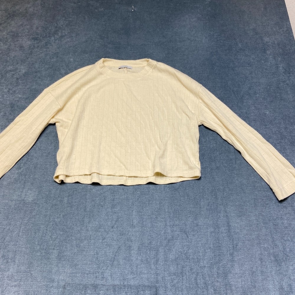 Zara Trafaluc Cropped Sweater Womens Small Beige Streetwear Comfort Cozy Winter